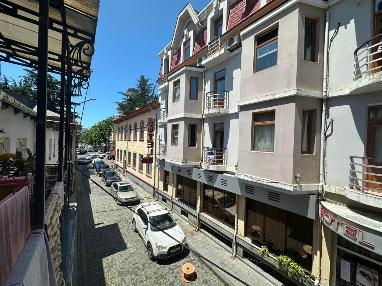 G Bakuri Hotel Batumi Bagian luar foto